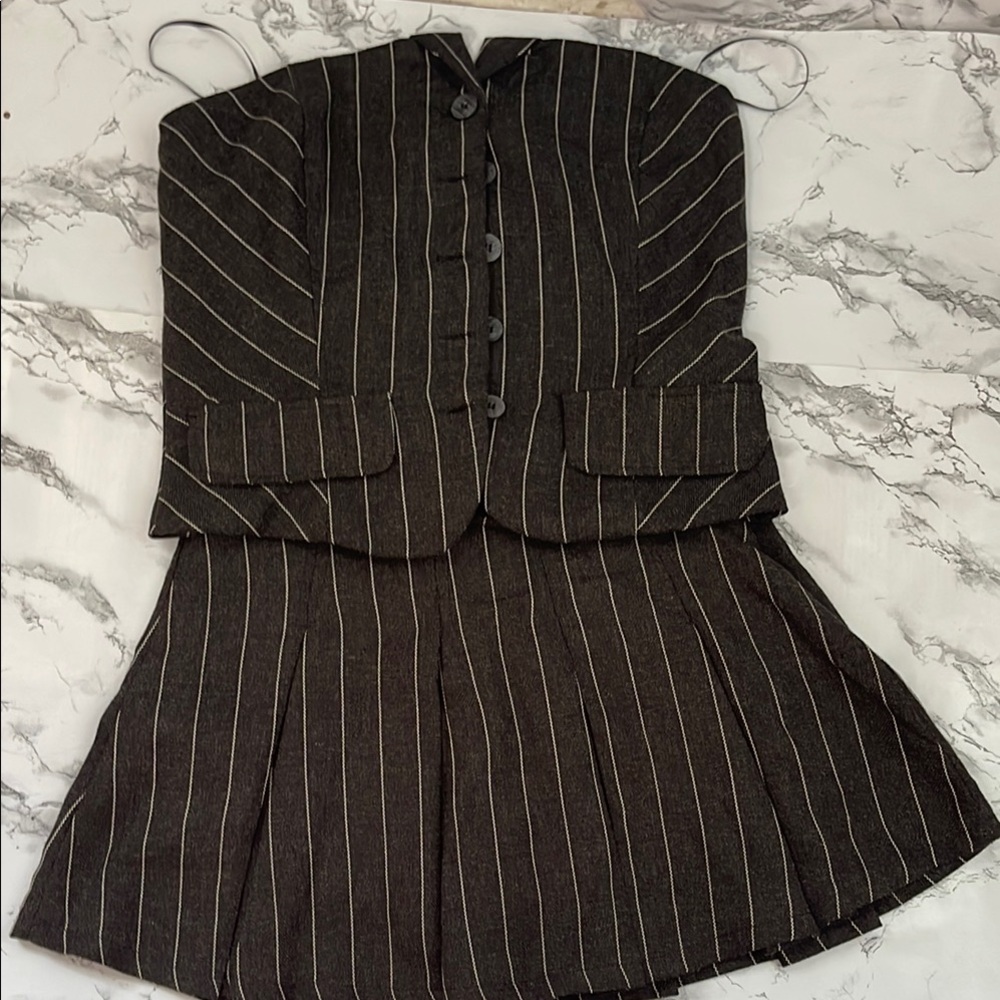 Black Pinstripe Strapless corset size medium, skirt size xs